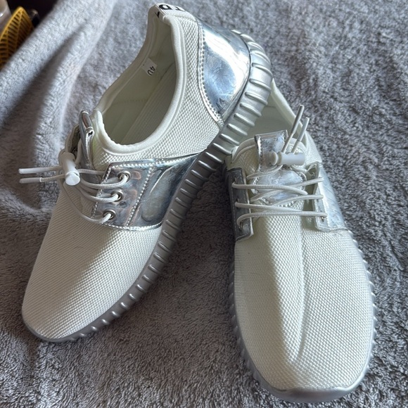 Soft White and Silver Sneakers - Picture 3 of 7